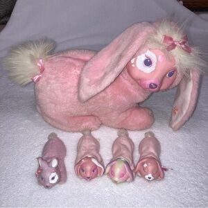 Vintage 1992 hasbro bunny suprise mom and babies
